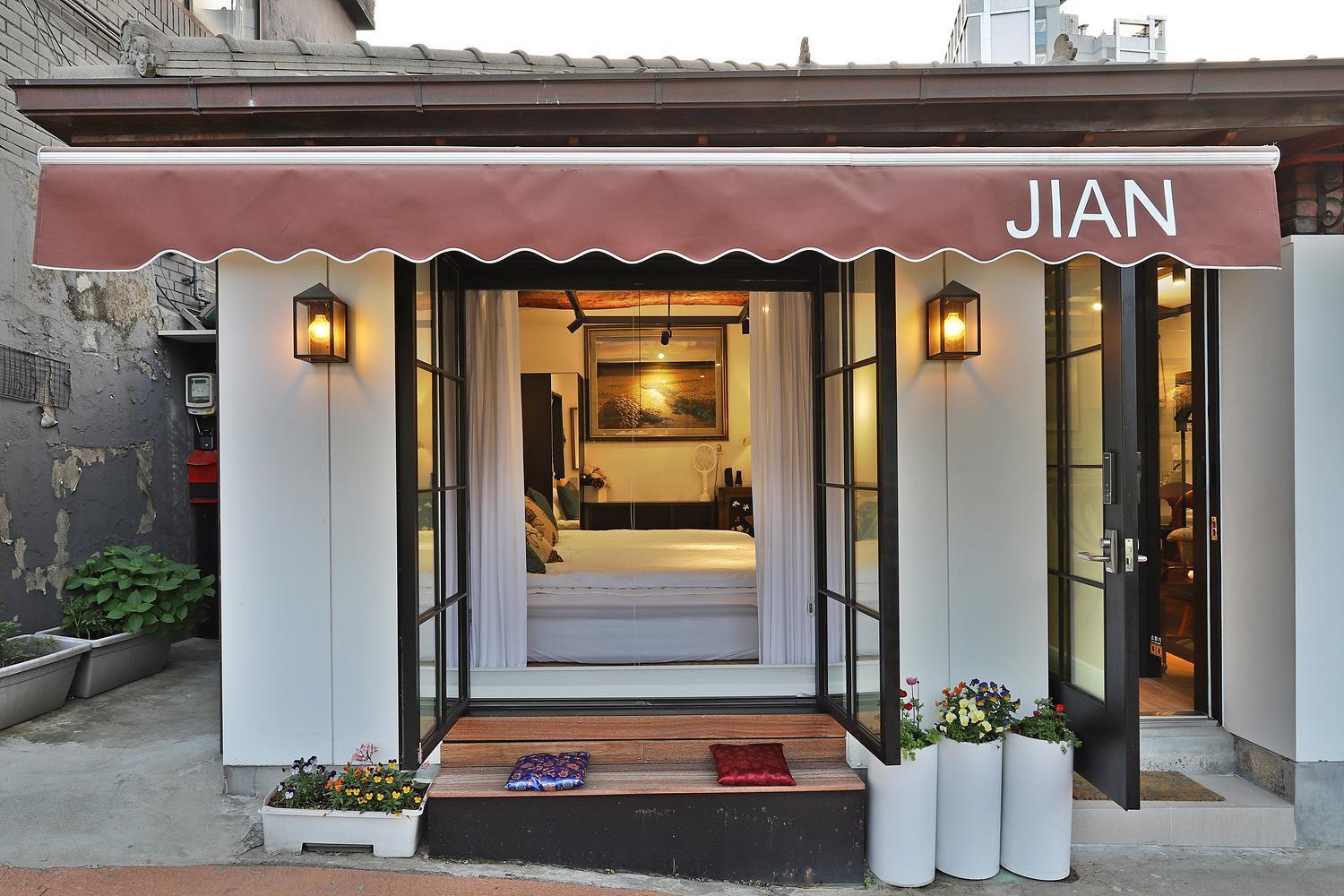 Jian Hanok Guest house